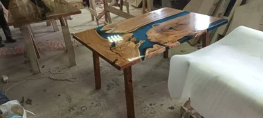 Стол кухонный из слэба карагача и смолы 80х120см фото 2